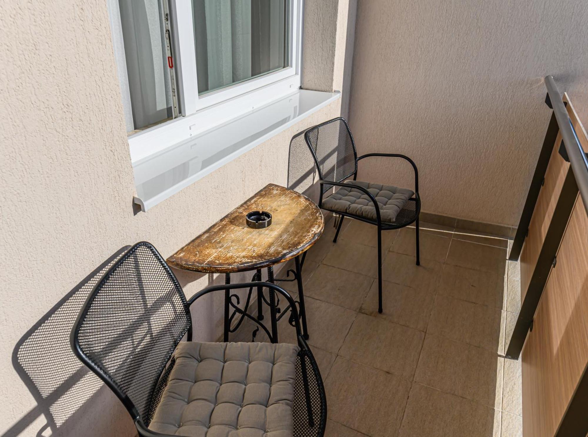 B-Holiday Luxury Apartments Urban Plaza 布拉索夫 外观 照片