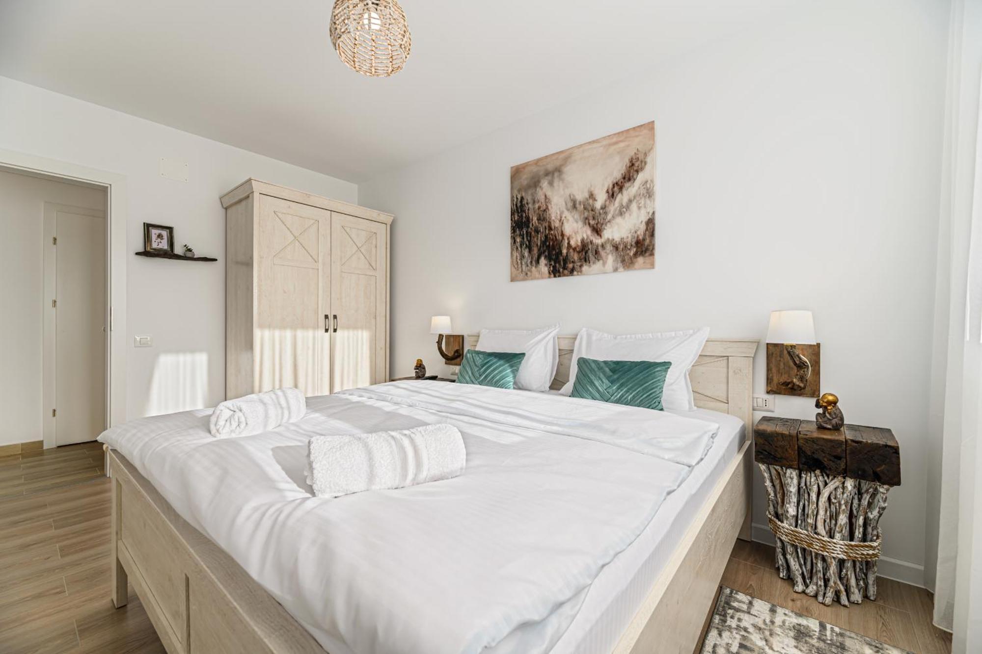 B-Holiday Luxury Apartments Urban Plaza 布拉索夫 外观 照片