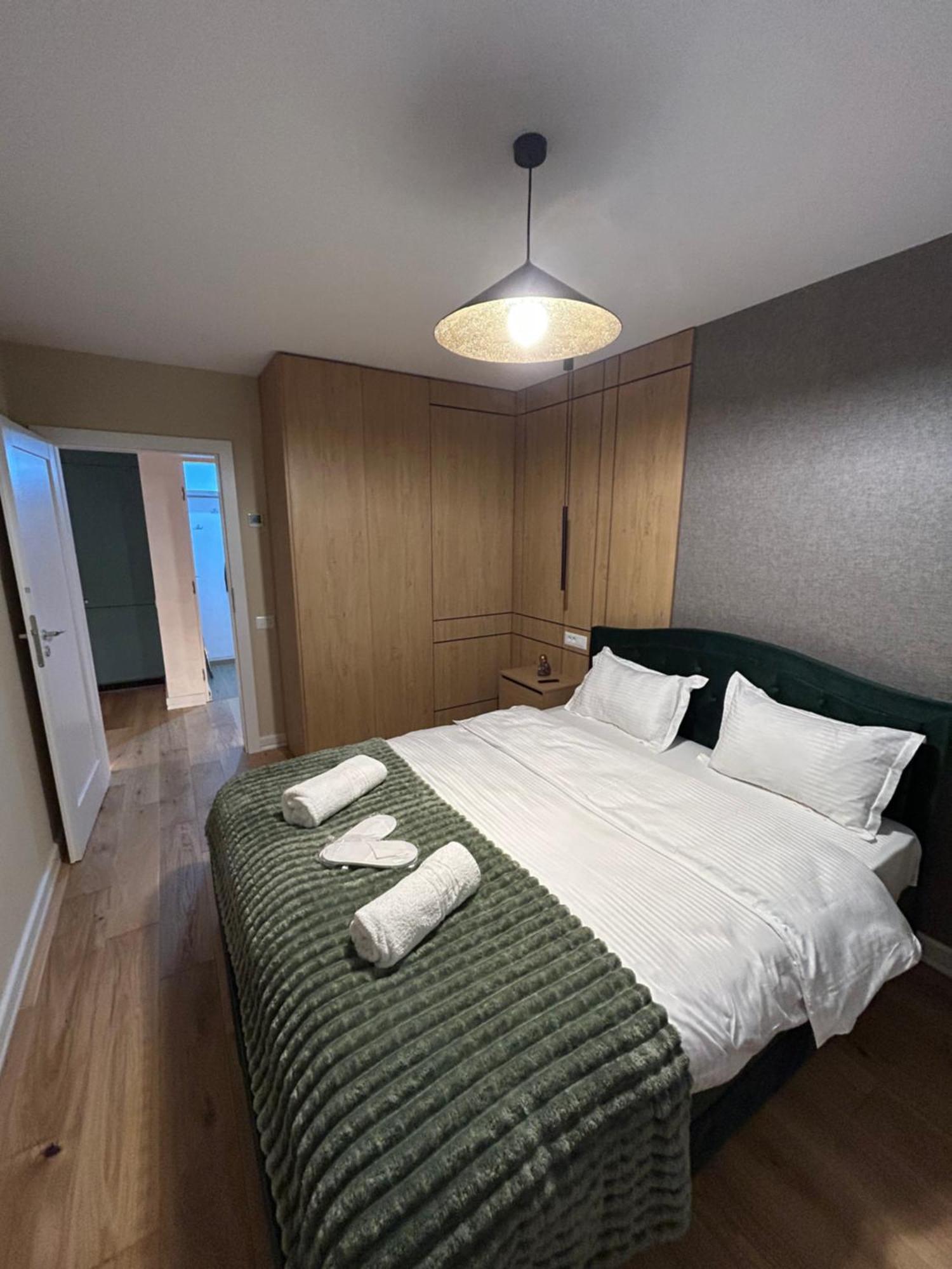 B-Holiday Luxury Apartments Urban Plaza 布拉索夫 外观 照片