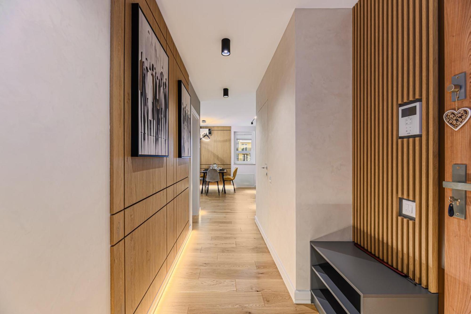 B-Holiday Luxury Apartments Urban Plaza 布拉索夫 外观 照片